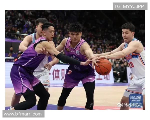 CBA精彩回放新疆对阵广州全场比赛视频重温与精彩瞬间回顾